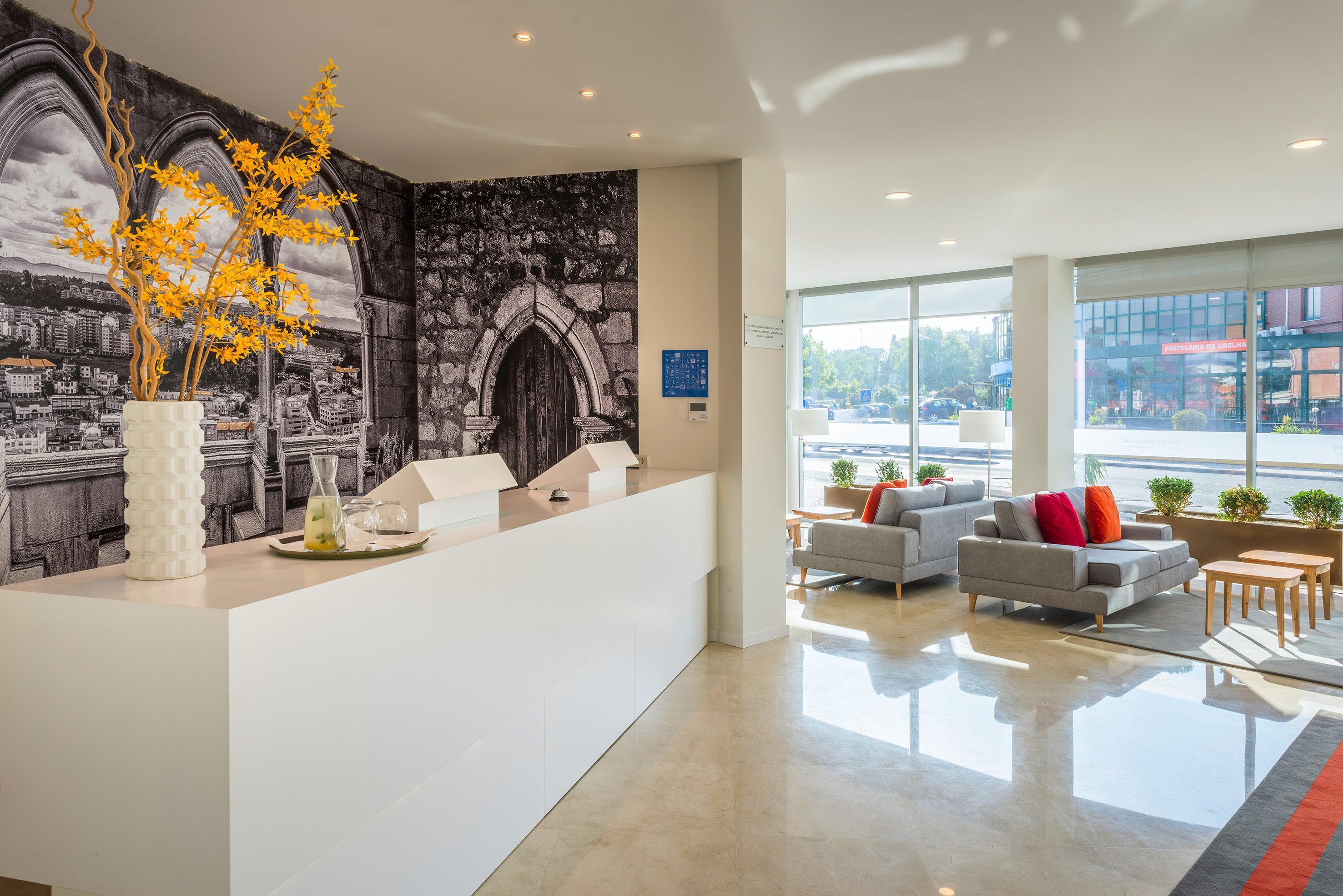 Hotel Tryp By Wyndham Leiria Exterior foto