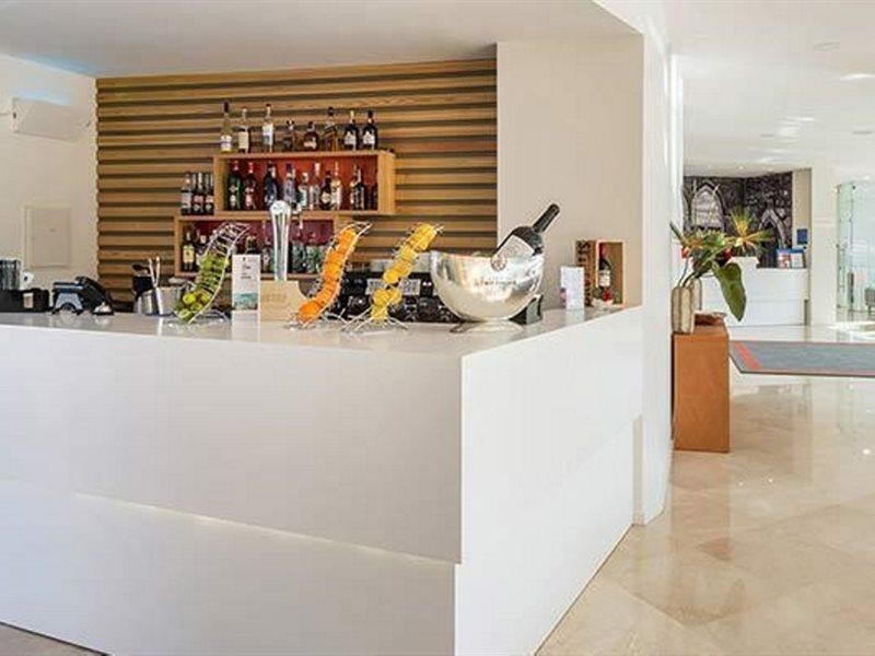 Hotel Tryp By Wyndham Leiria Exterior foto